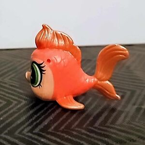 Littlest Pet Shop #292 Mini Fish Coraline Swimtail Shimmer Hasbro LPS